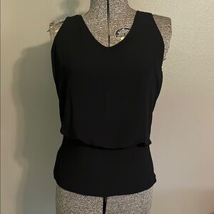 Love Tree Black Fitted Sleeveless Tank Top